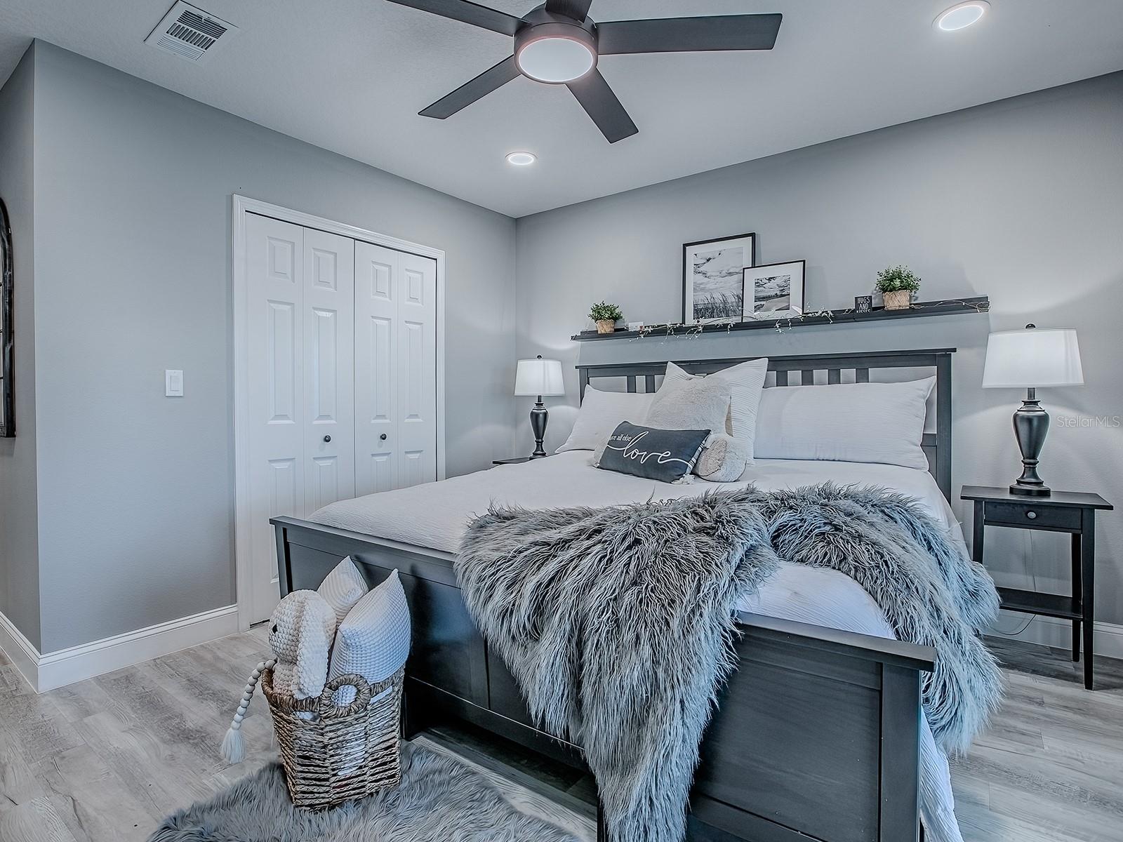 ACREAGE & UNREC - Residential