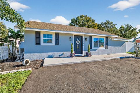 Tiny photo for 12335 Us Highway 441, Tavares, FL 32778 (MLS # G5101464)