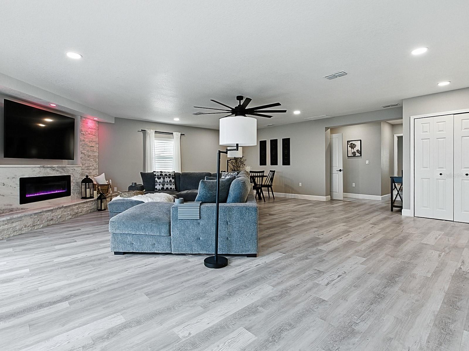 ACREAGE & UNREC - Residential