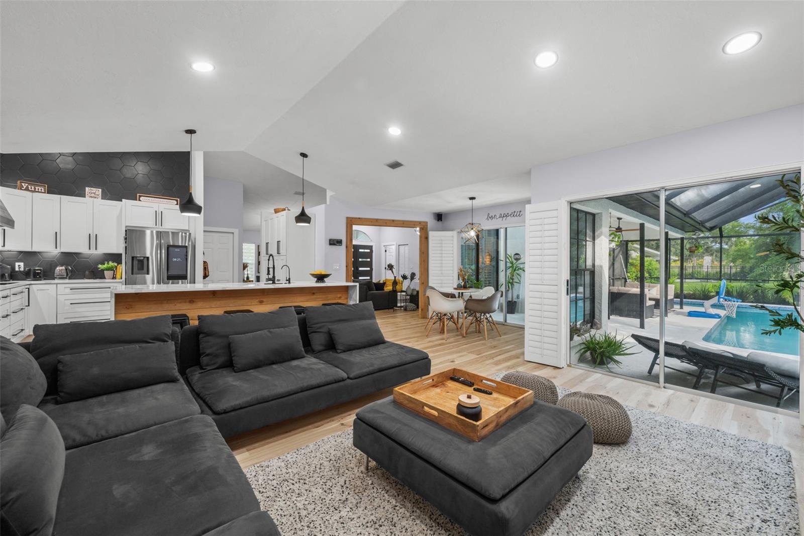 BENT TREE VILLAGE - Residential