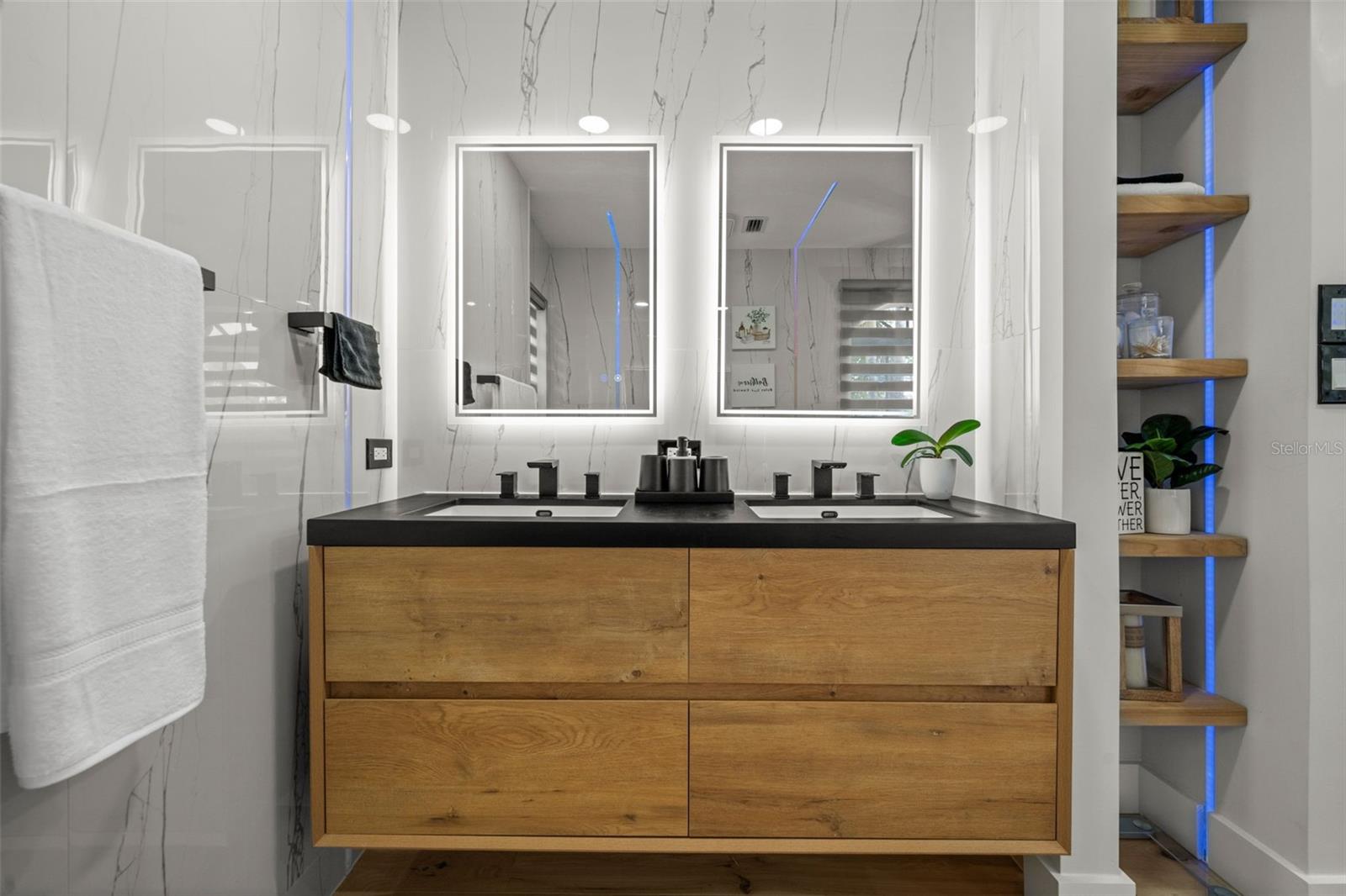 BENT TREE VILLAGE - Residential