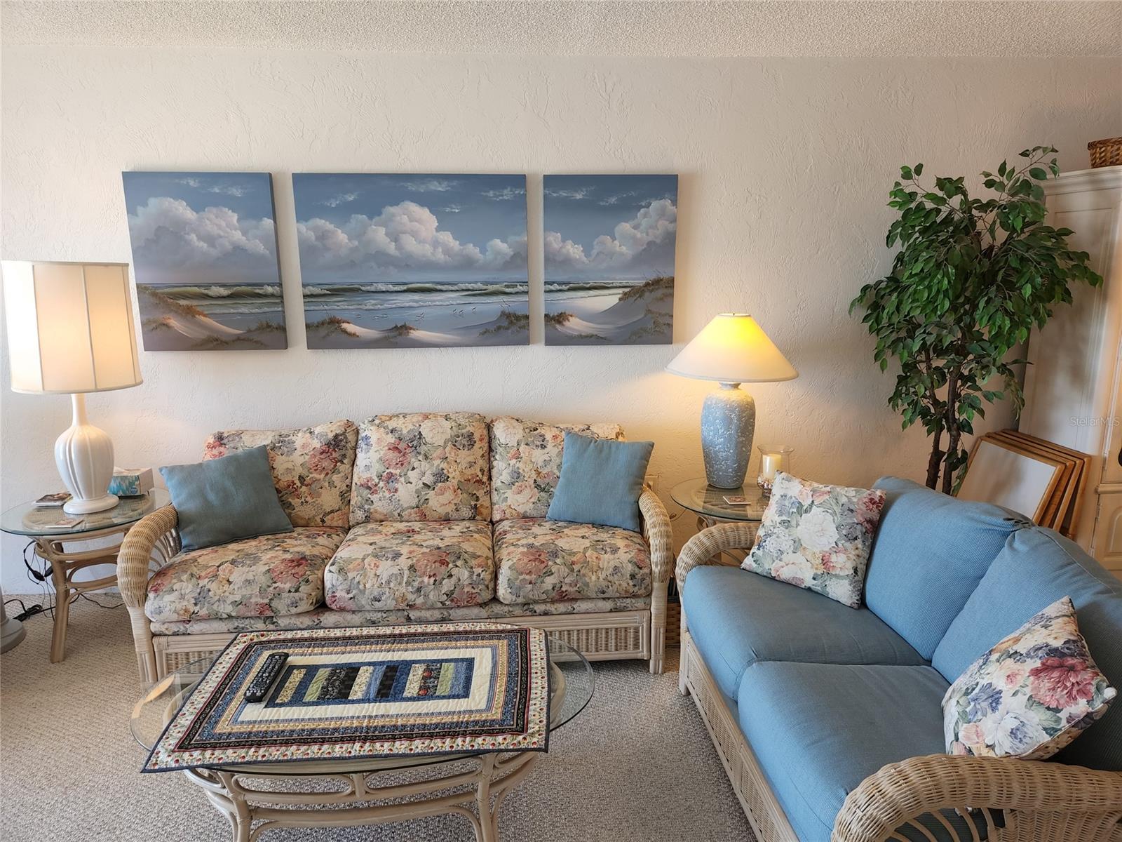 Hacienda Del Sol Condo - Residential