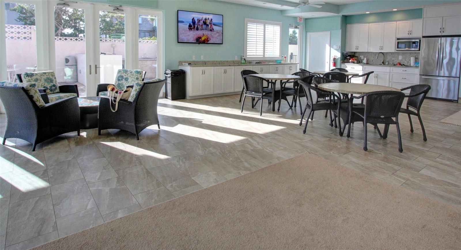 Hacienda Del Sol Condo - Residential