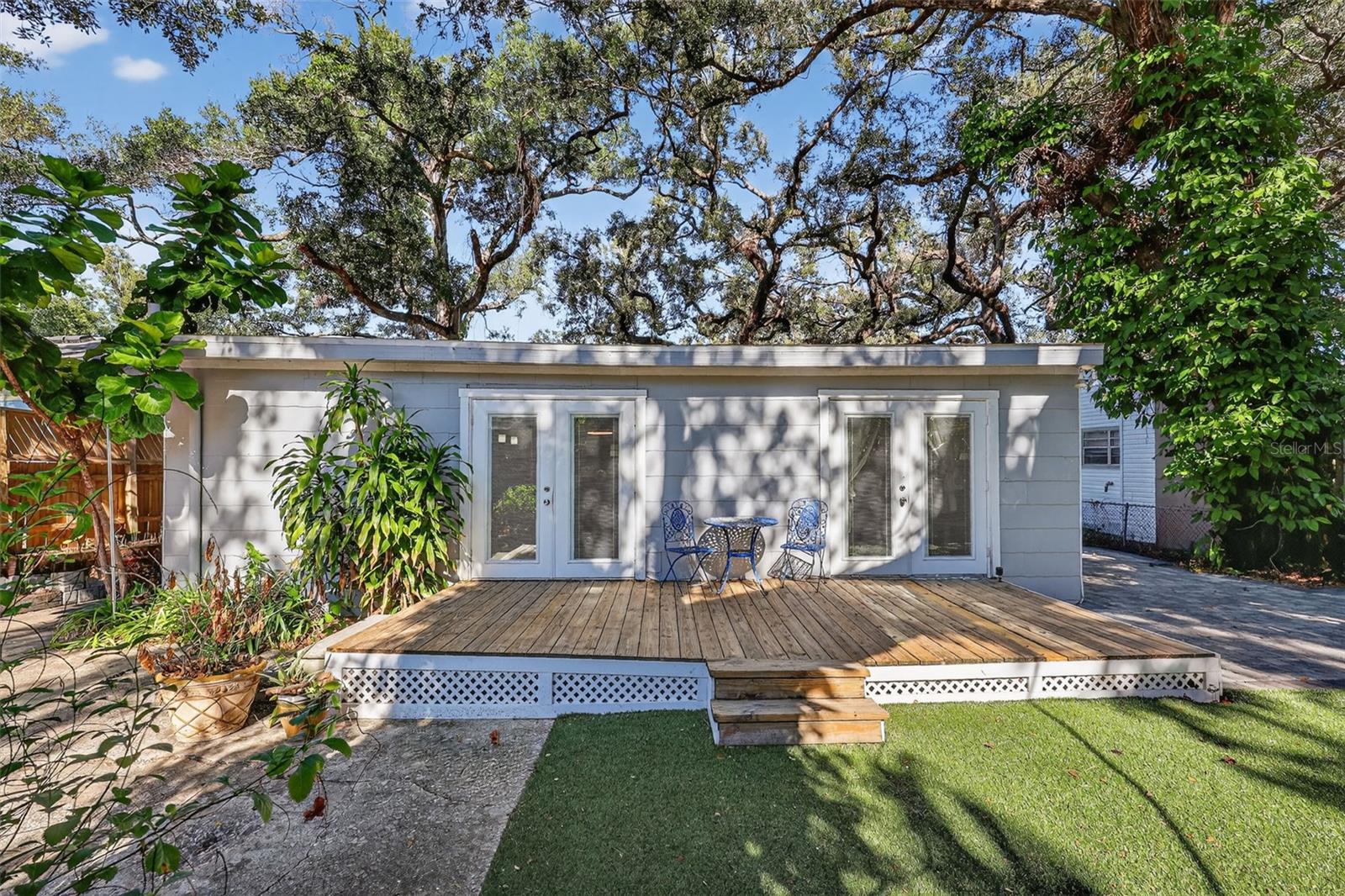 RIVERBEND SUB - Residential