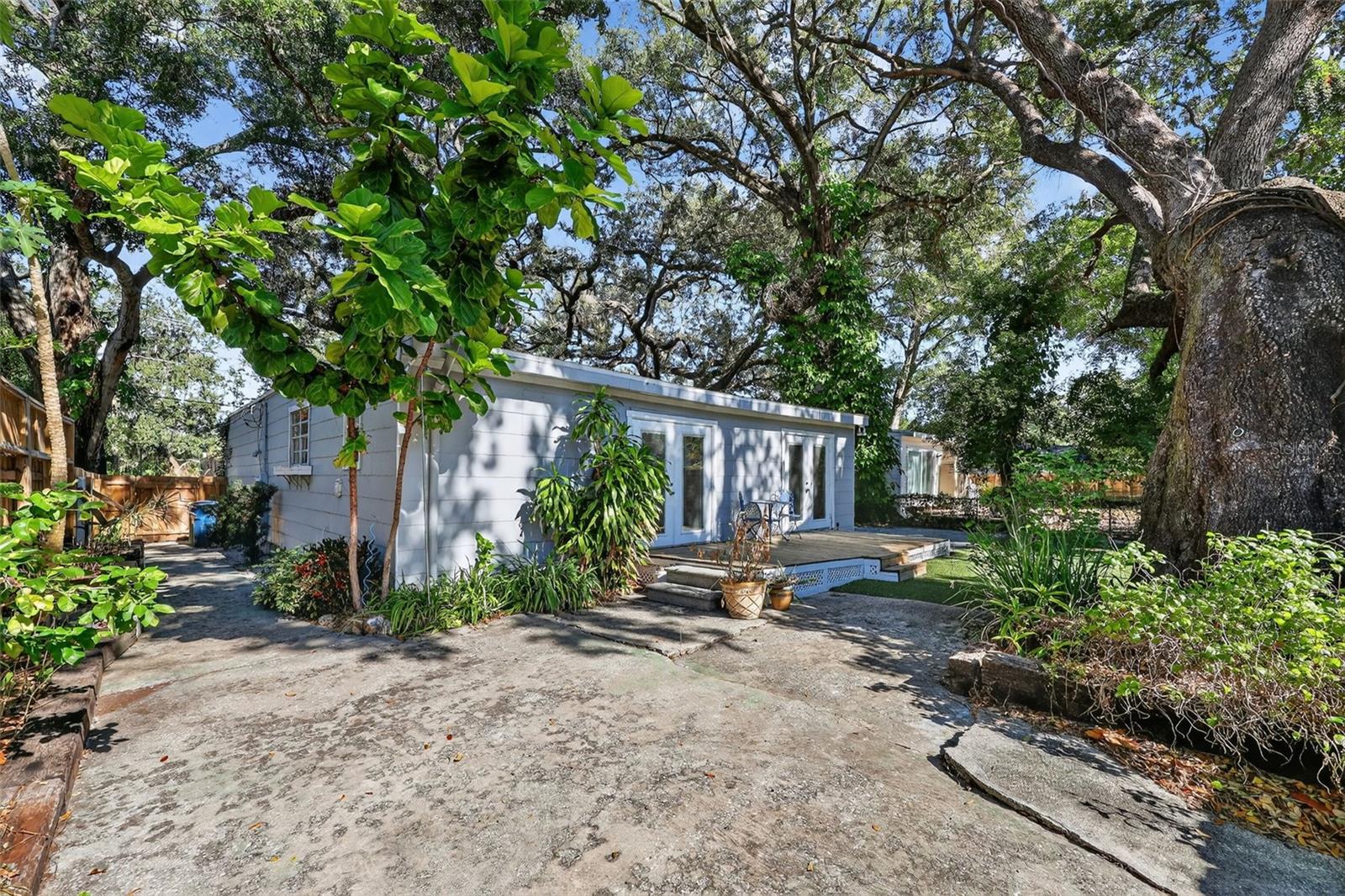 RIVERBEND SUB - Residential