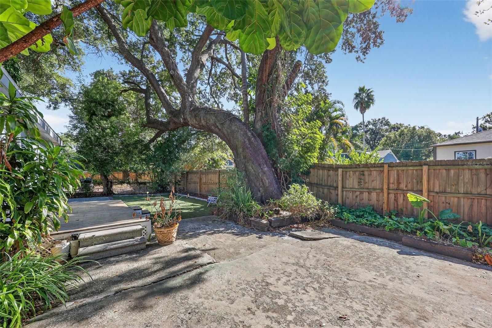 RIVERBEND SUB - Residential