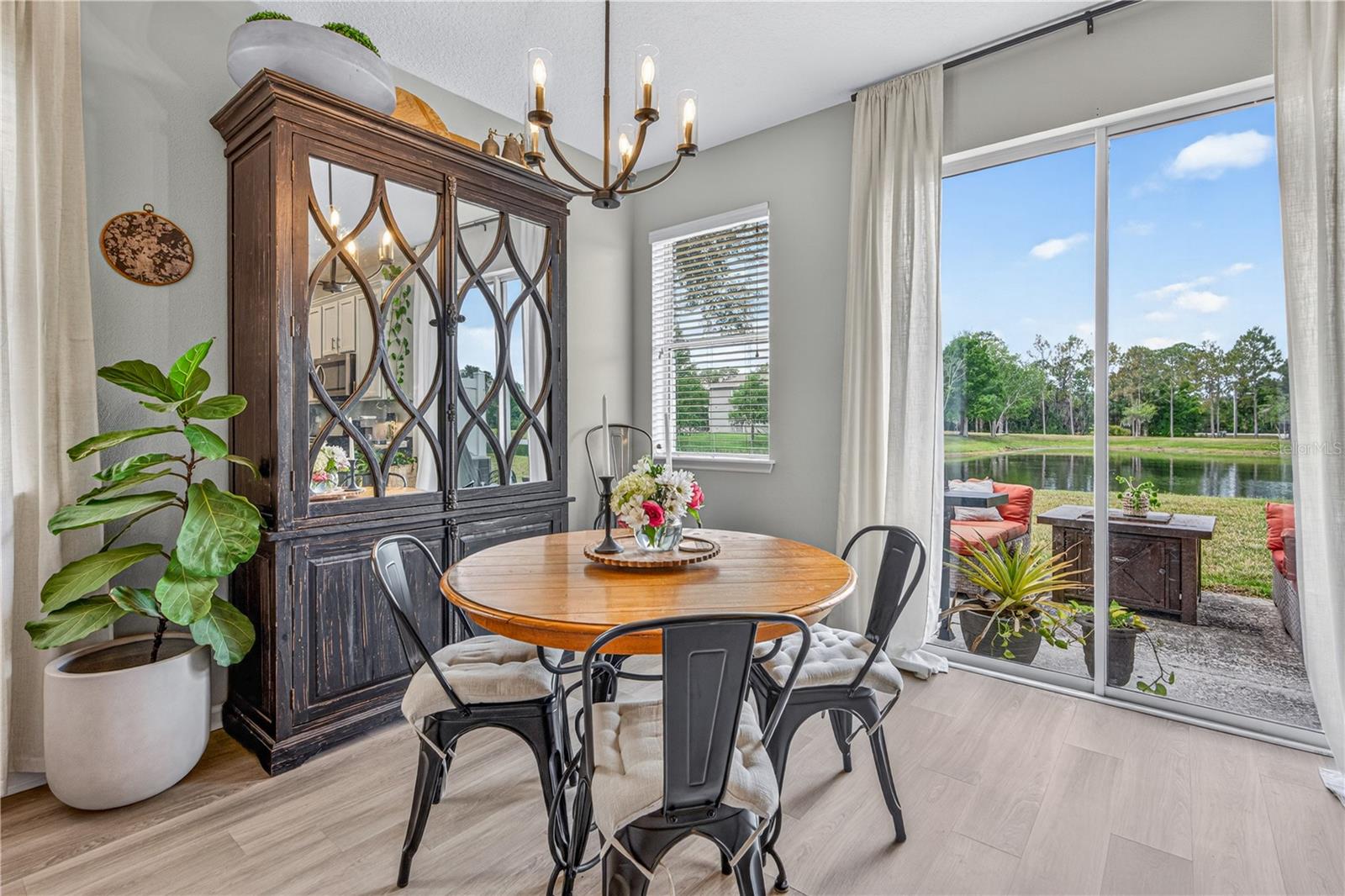 LANDINGS AT SUGAR MILL - Residential