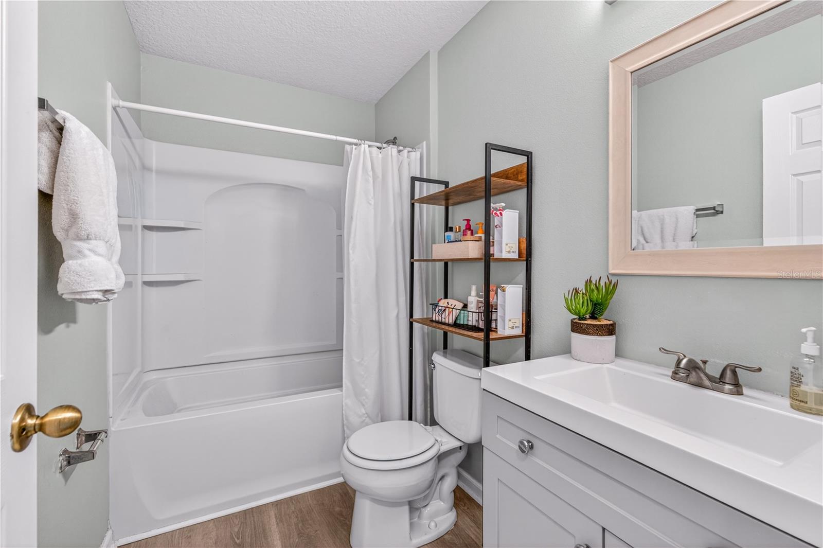 LANDINGS AT SUGAR MILL - Residential