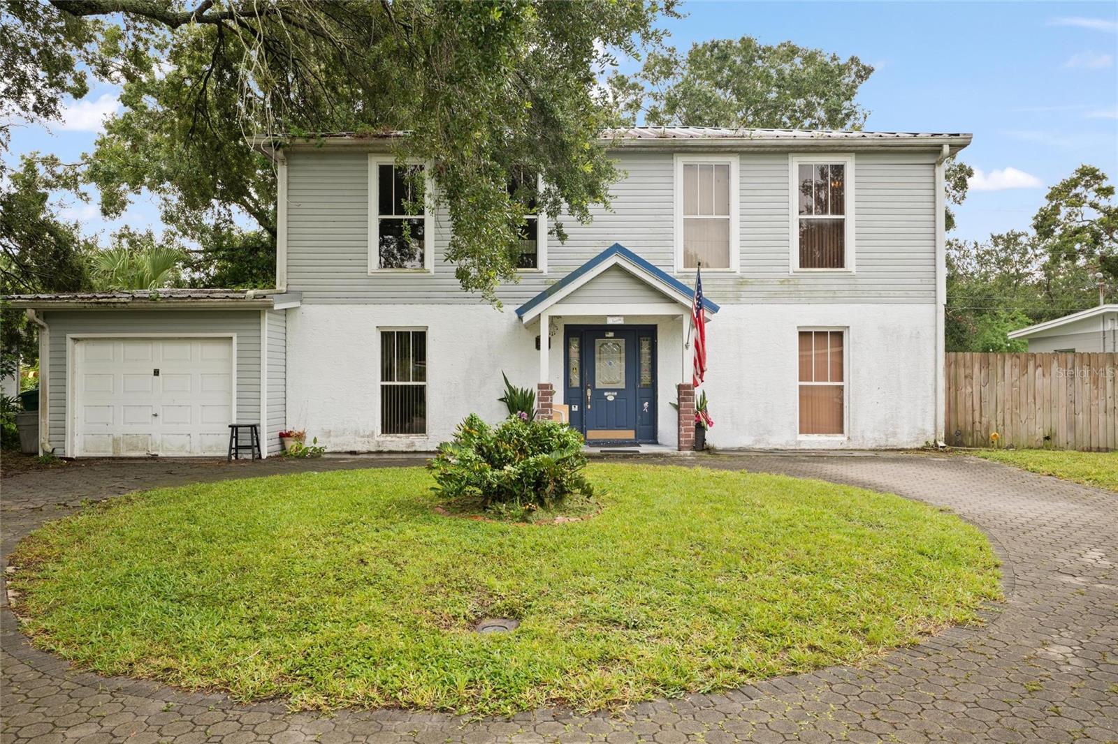 Don’t miss this fantastic investment opportunity in the heart of Seminole Heights! Located at 2003 East Broad Street, this 4-bedroom, 4-bathroom home spans an impressive 2,700 square feet across two stories, offering plenty of room to live, rent, or reimagine. With its flexible floor plan and generous living spaces, this property is ideal for a large family, multi-generational living, or as a profitable rental/Airbnb investment.
The oversized backyard provides endless possibilities—create the outdoor oasis of your dreams, add a pool, or design the perfect entertaining space. Situated in one of Tampa’s most vibrant neighborhoods, you’ll be just minutes from trendy restaurants, coffee shops, breweries, parks, and downtown Tampa.
A rare find with size, location, and potential—this Seminole Heights property won’t last long!