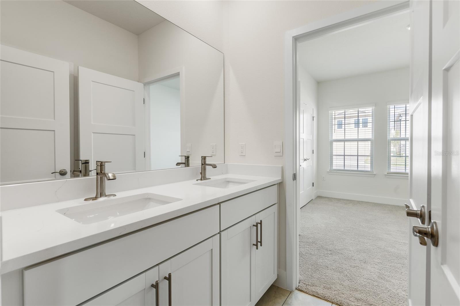 BUCHANAN TRAILS - Residential