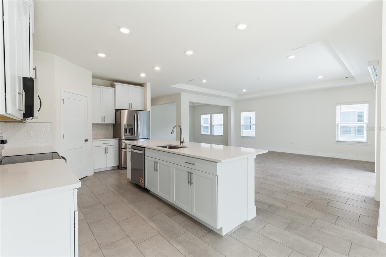 BUCHANAN TRAILS - Residential