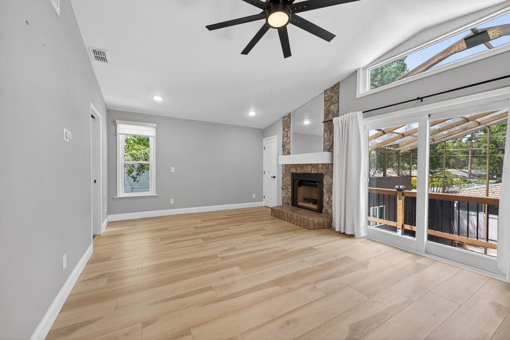 BARCLEY ESTATES 3RD ADD - Residential