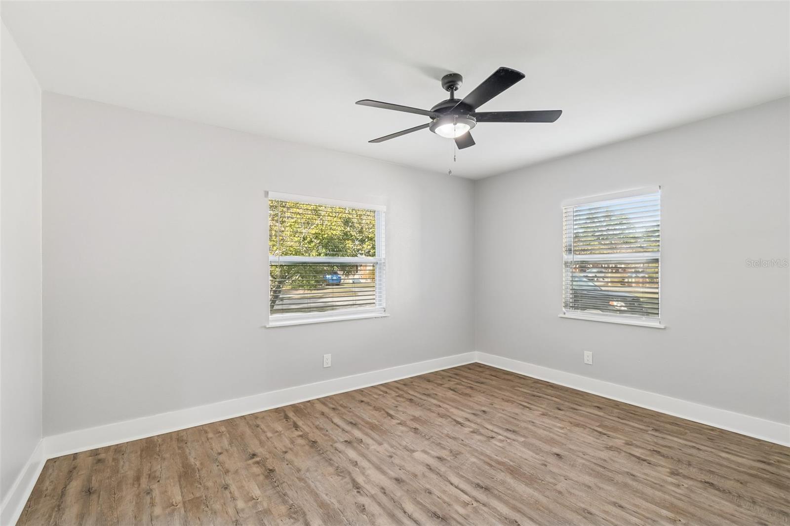 ORANGEWOOD MANOR - Residential