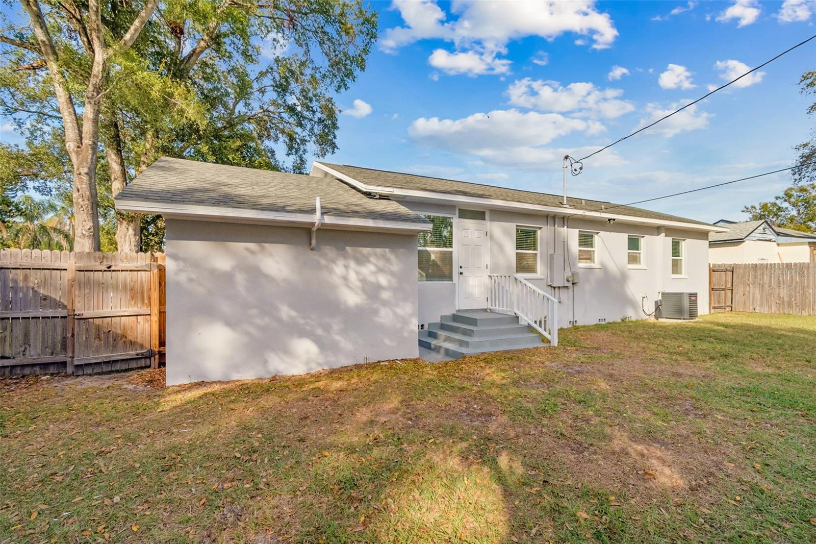 ORANGEWOOD MANOR - Residential