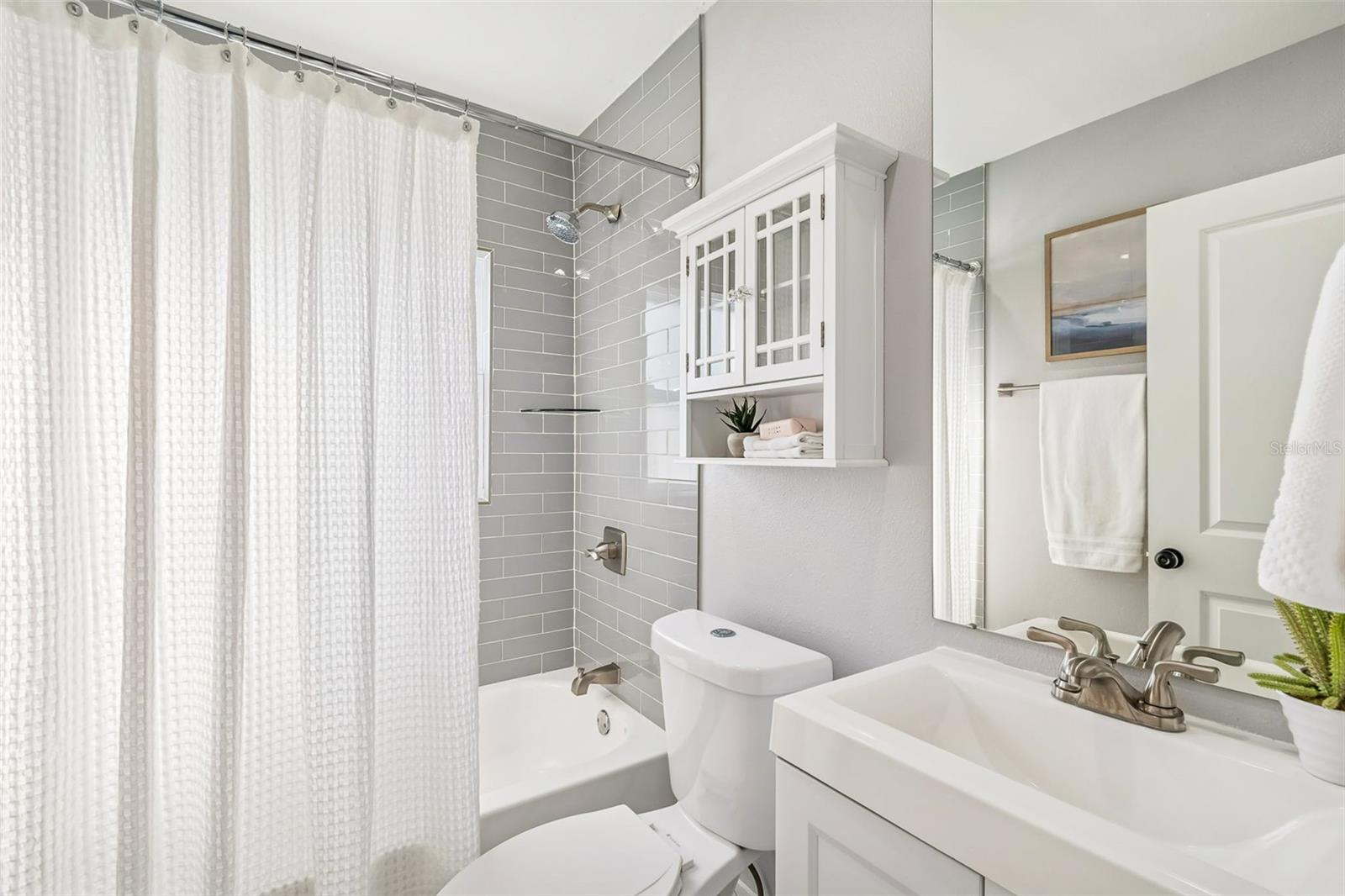 ORANGEWOOD MANOR - Residential