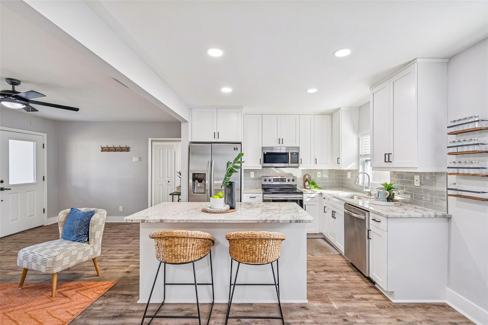 ORANGEWOOD MANOR - Residential