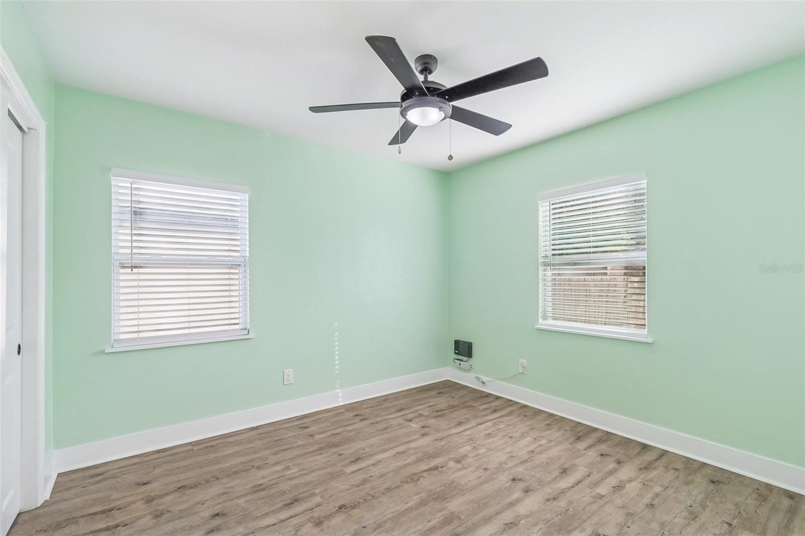 ORANGEWOOD MANOR - Residential