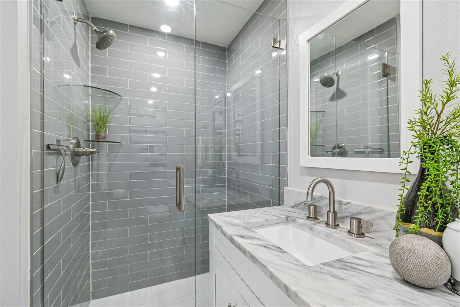 ORANGEWOOD MANOR - Residential