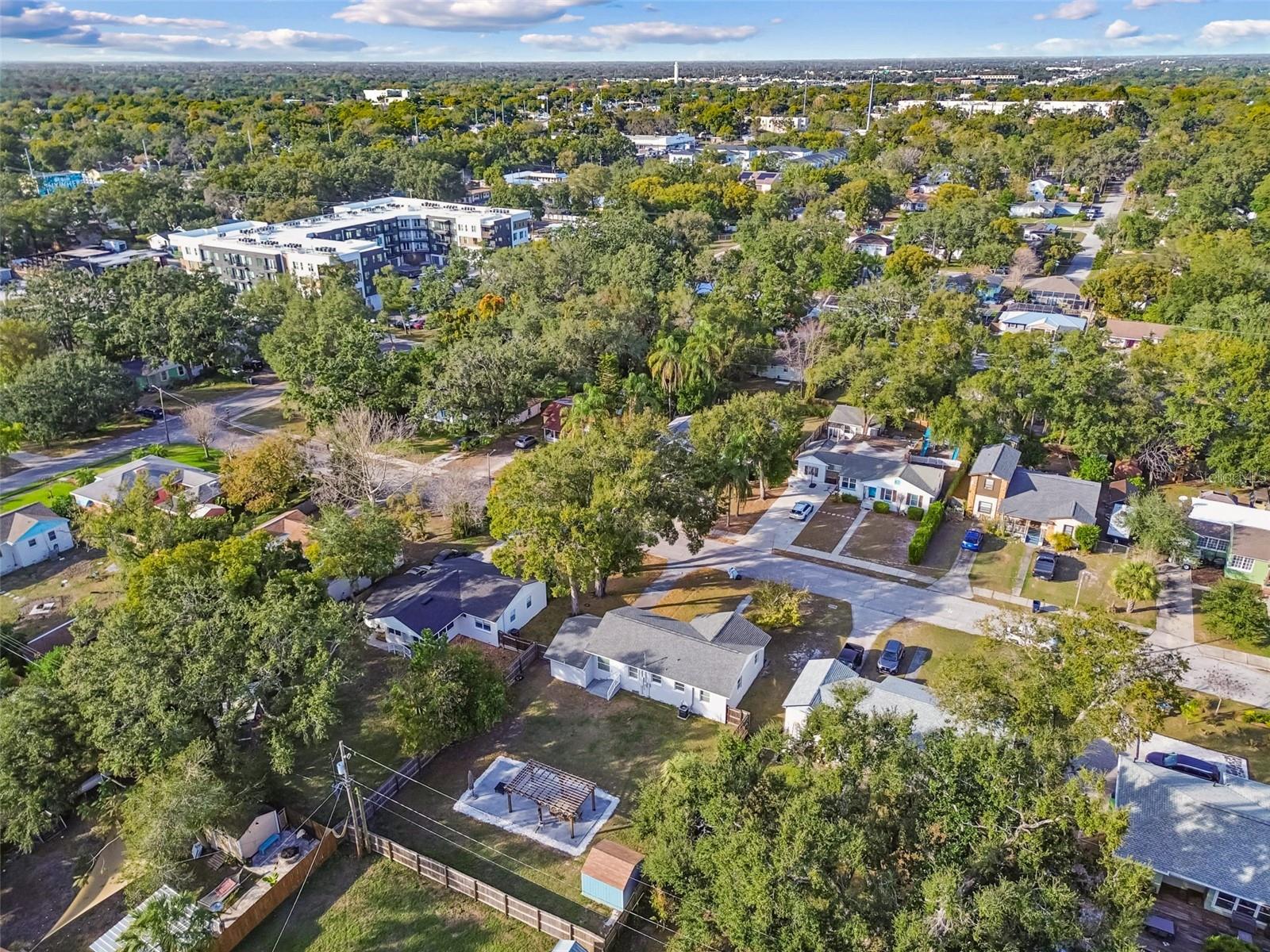 ORANGEWOOD MANOR - Residential