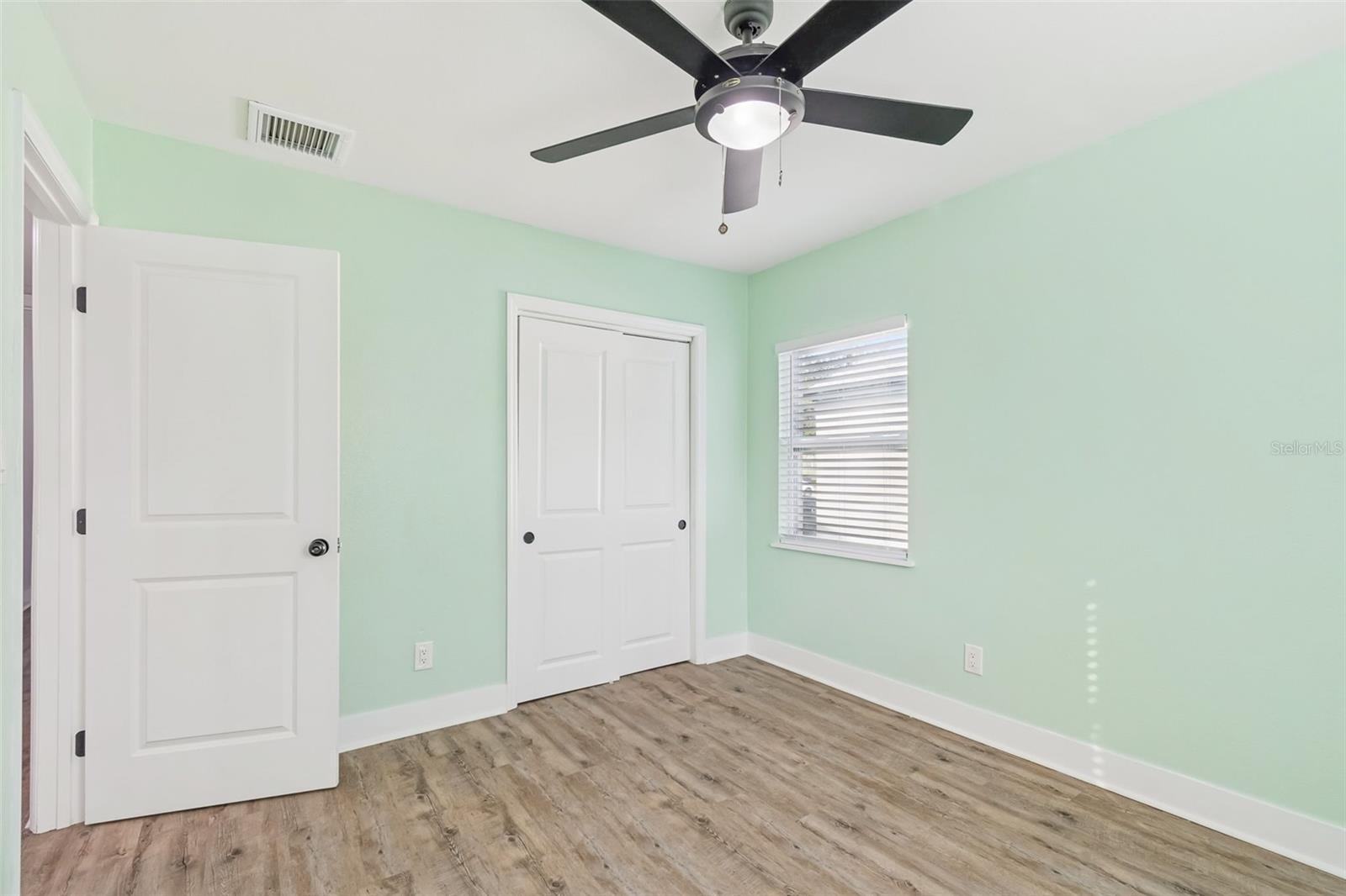 ORANGEWOOD MANOR - Residential