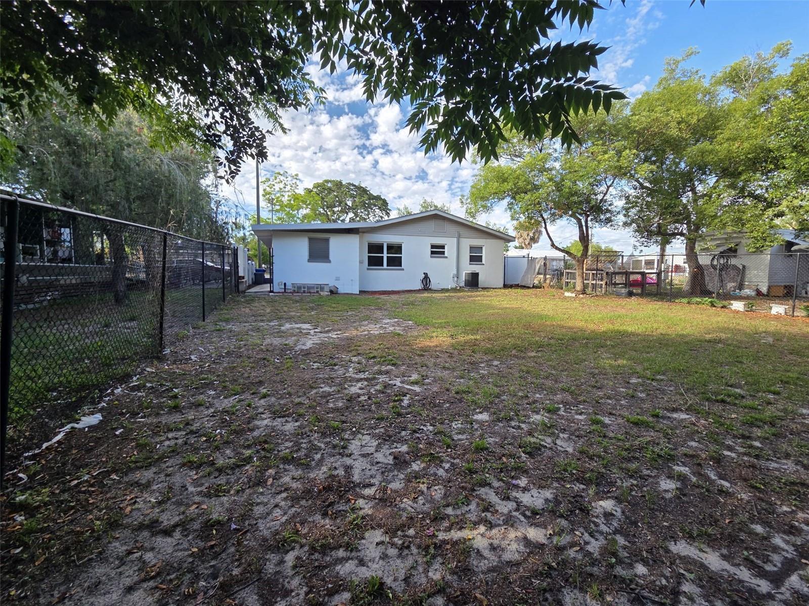 GLENDALE HEIGHTS - Residential