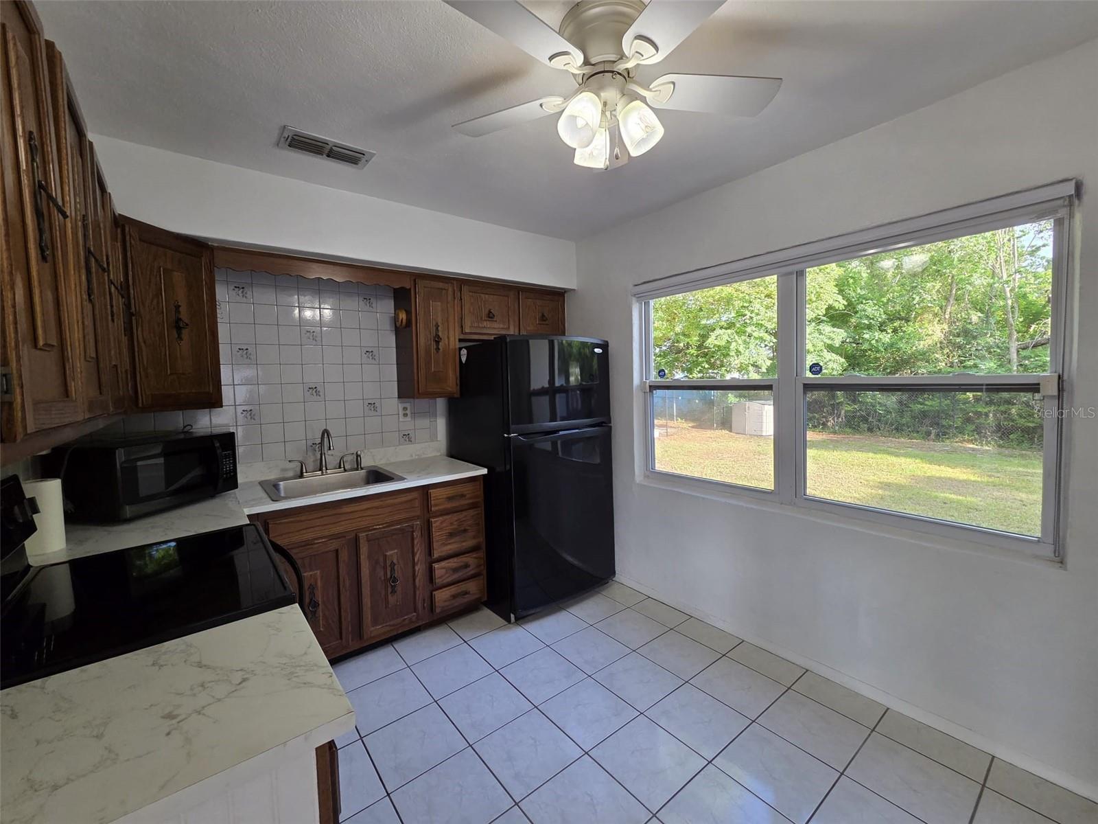 GLENDALE HEIGHTS - Residential