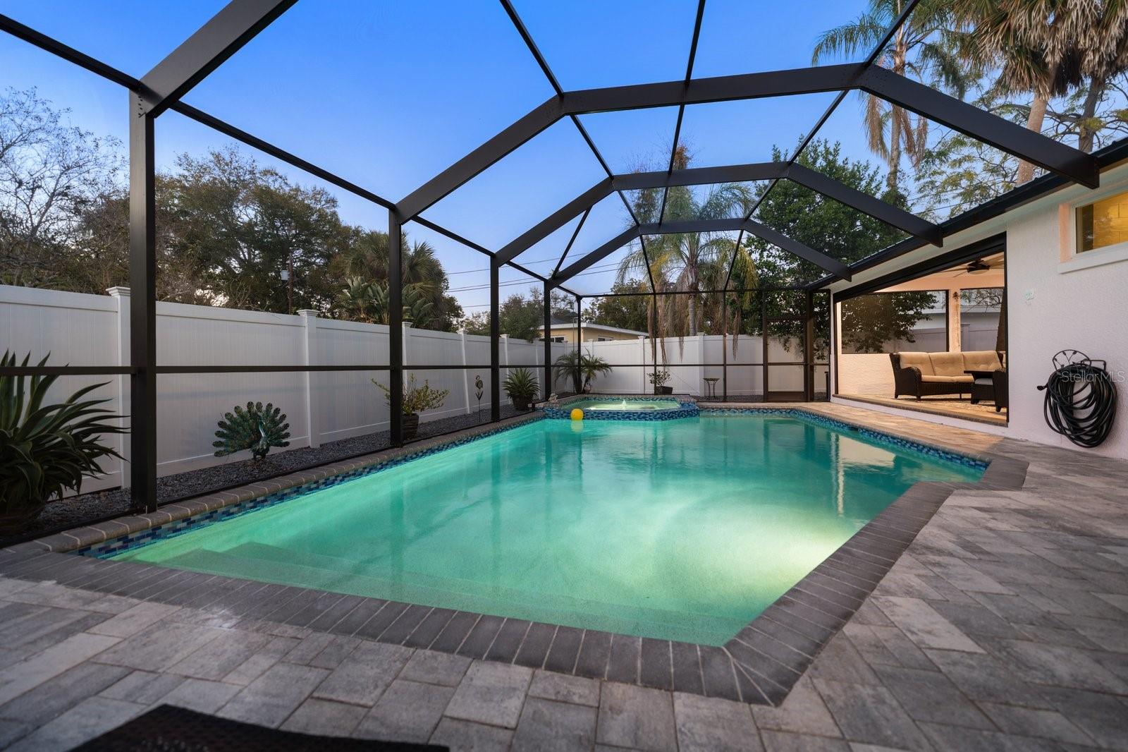 SHORE CREST - Residential