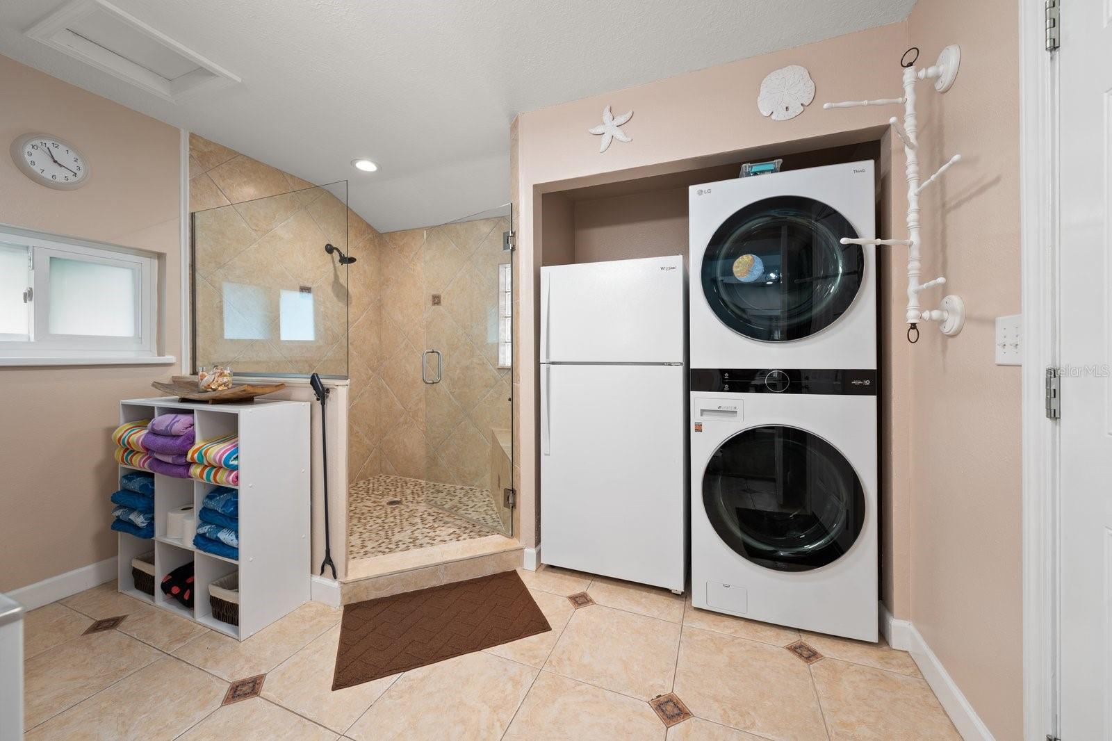 SHORE CREST - Residential