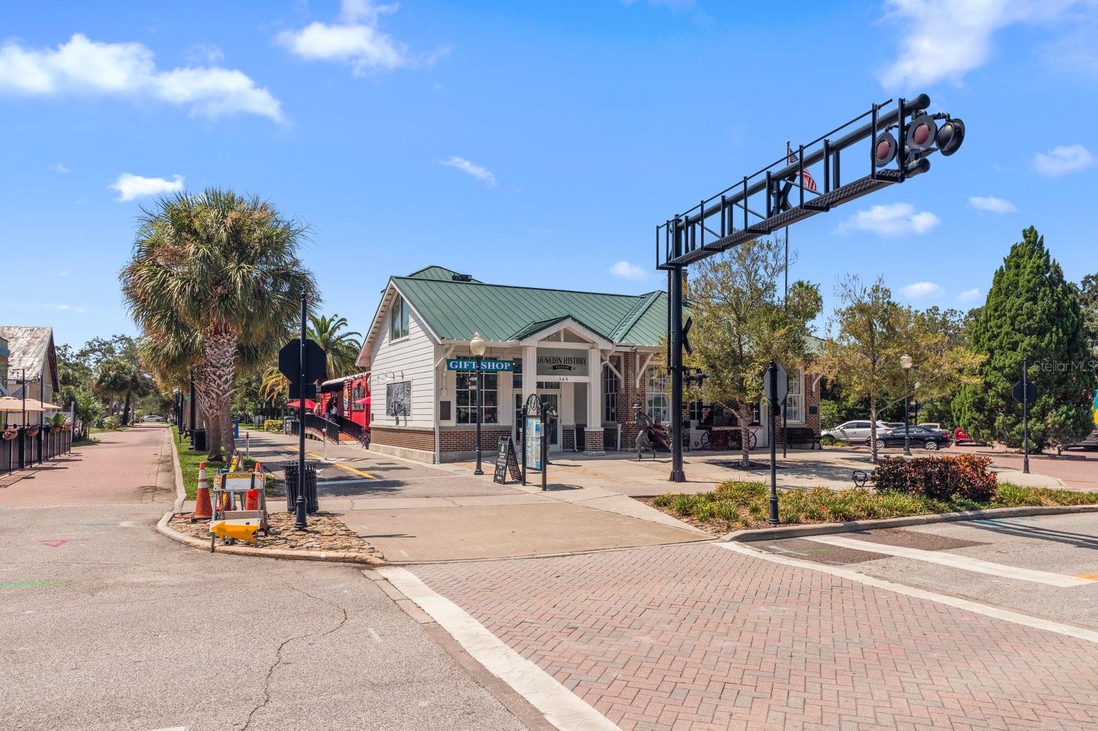 SHORE CREST - Residential