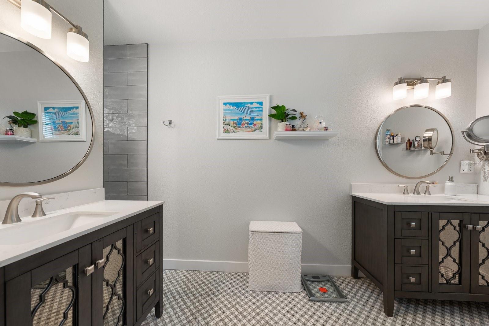 SHORE CREST - Residential