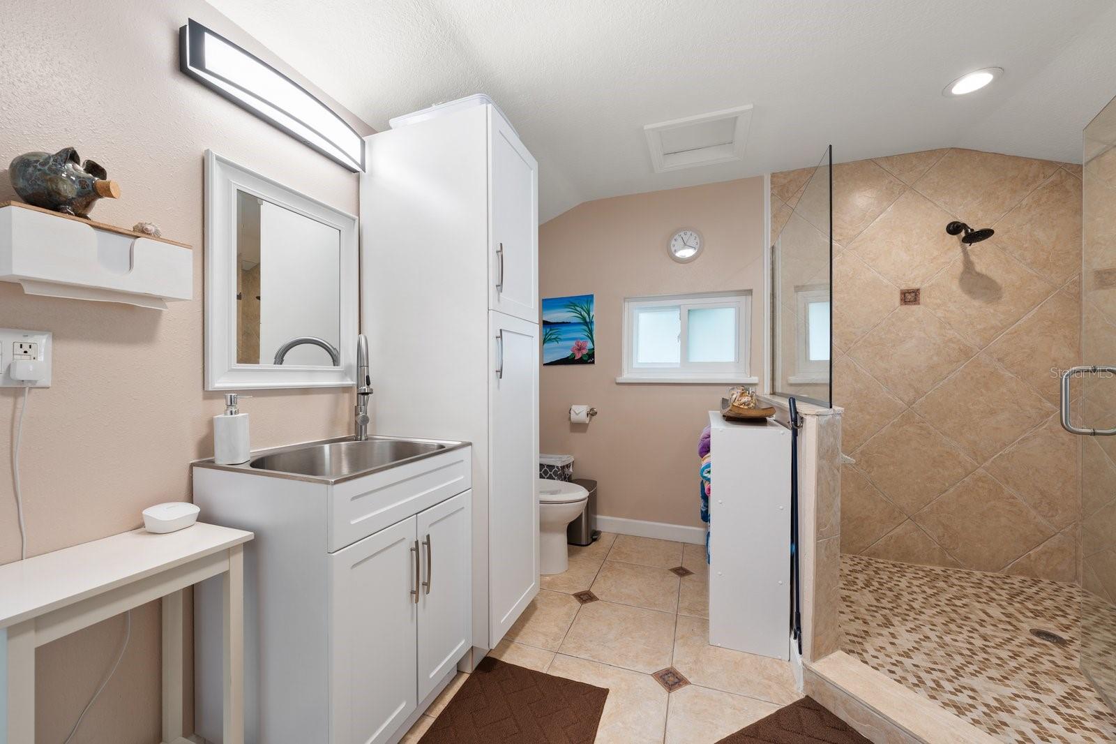 SHORE CREST - Residential