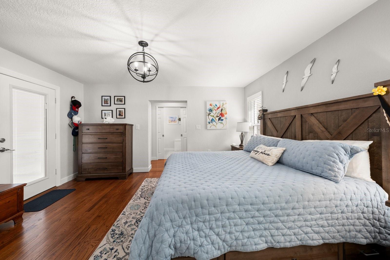 SHORE CREST - Residential