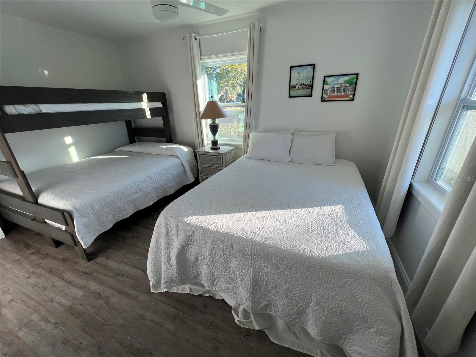 GOLF CLUB ESTATES - Residential Income