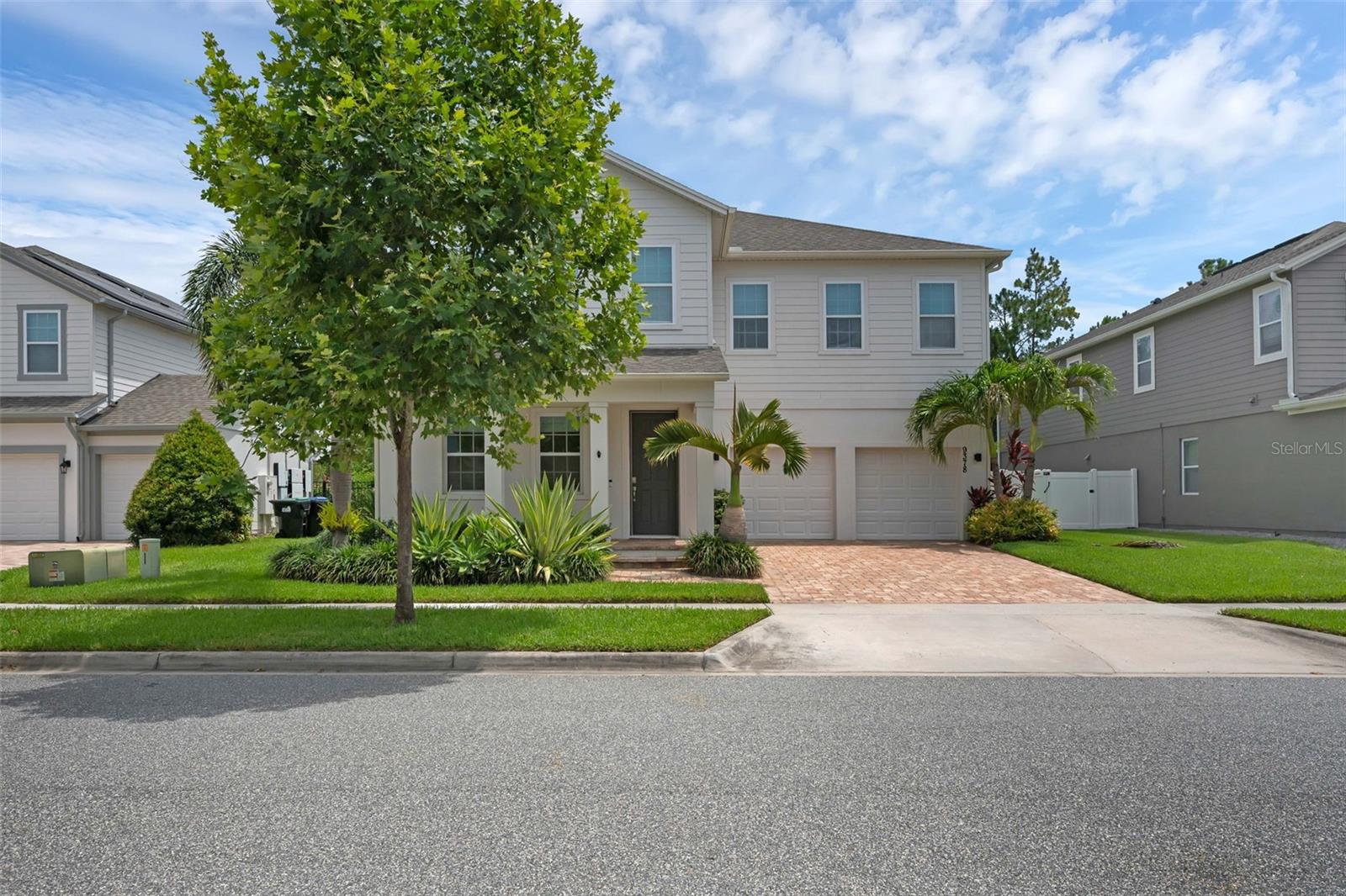 9378 BRADLEIGH DRIVE