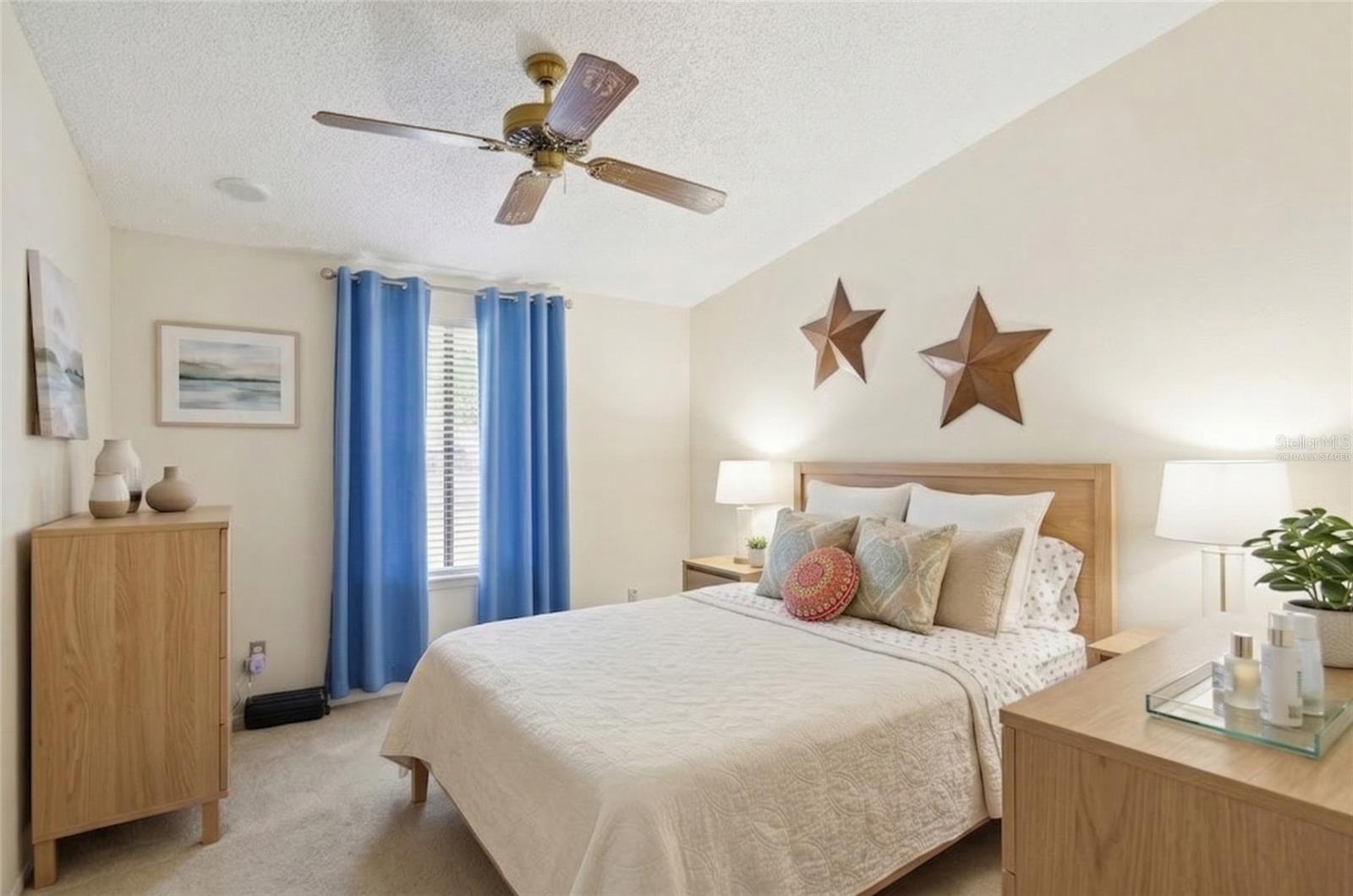 LADY LAKE ORANGE BLOSSOM GARDENS UNIT 10 - Residential