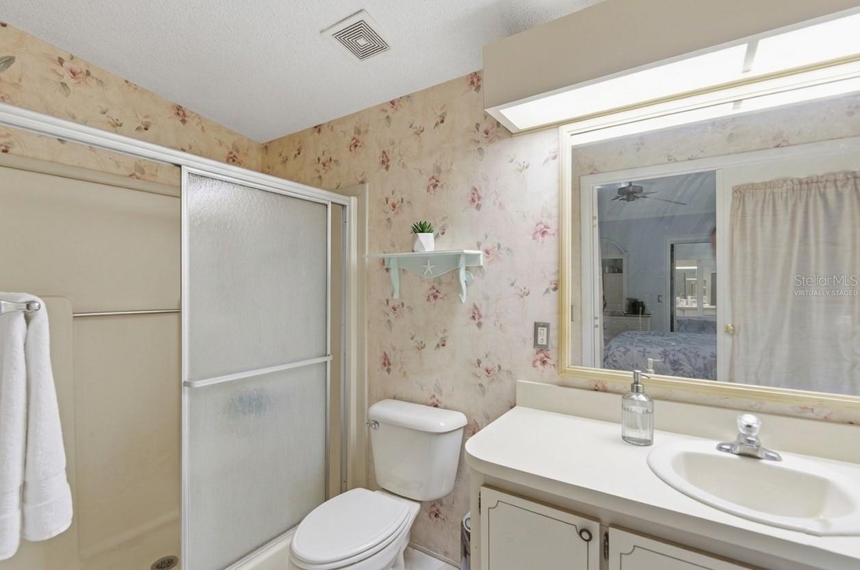 LADY LAKE ORANGE BLOSSOM GARDENS UNIT 10 - Residential