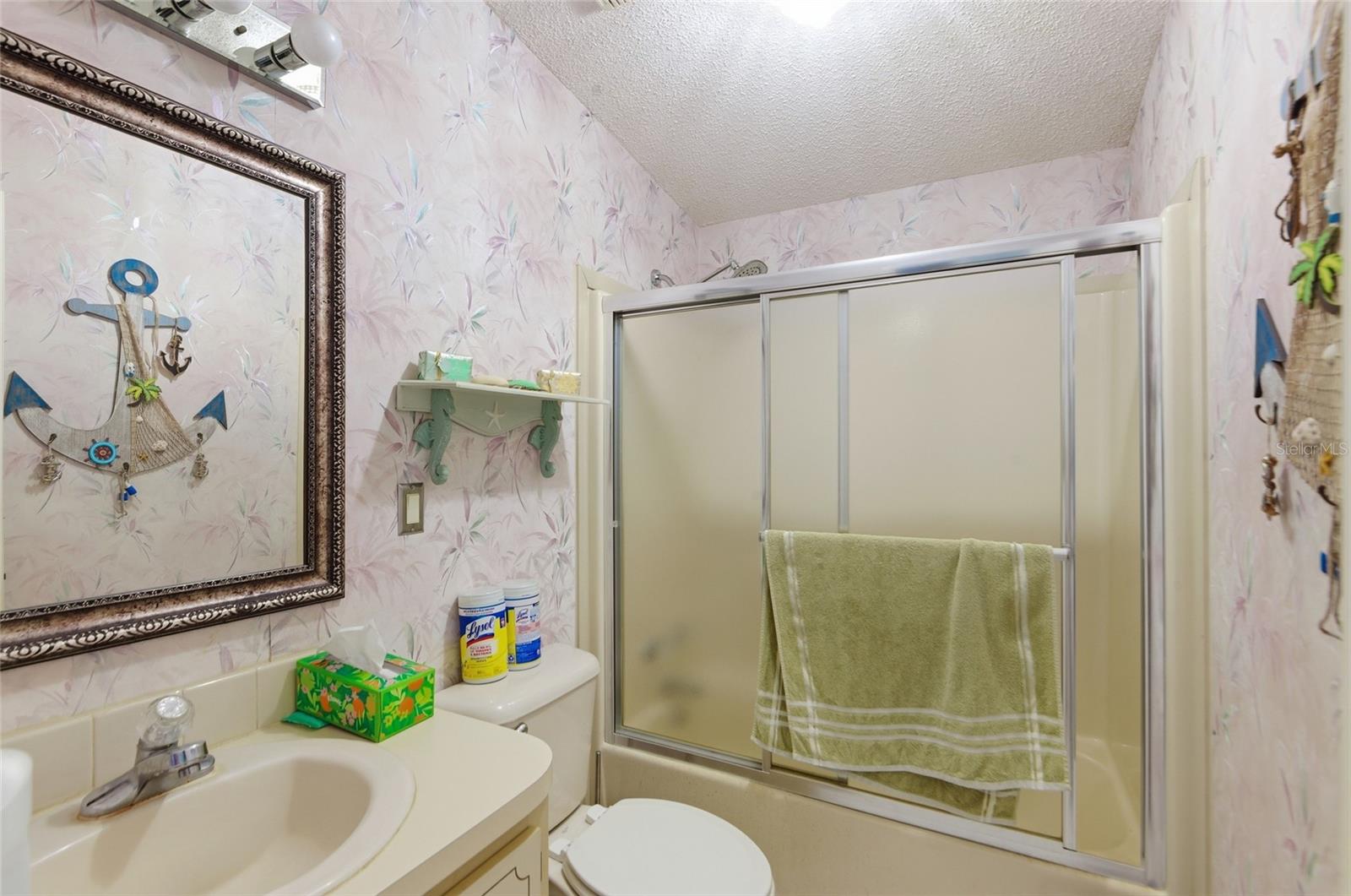 LADY LAKE ORANGE BLOSSOM GARDENS UNIT 10 - Residential