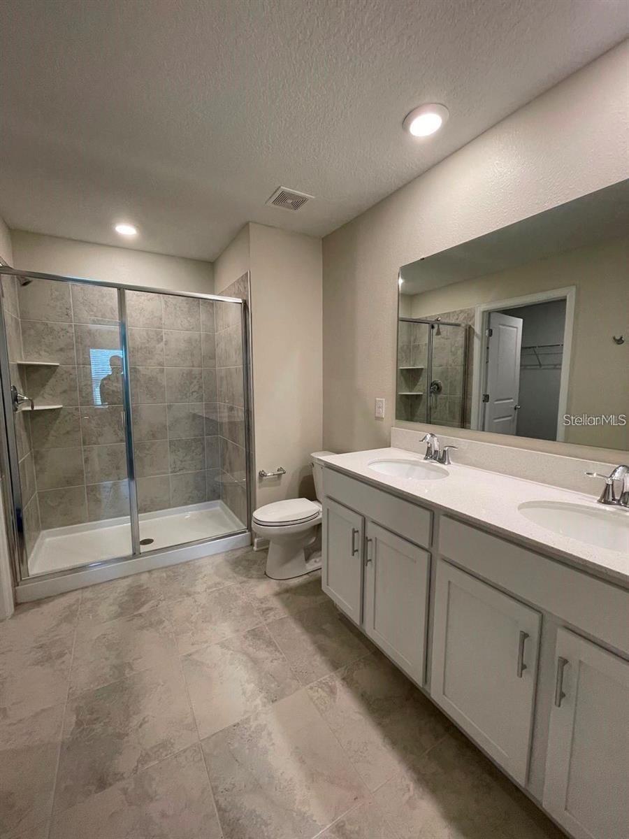 STOREY CREEK PH 1 - Residential