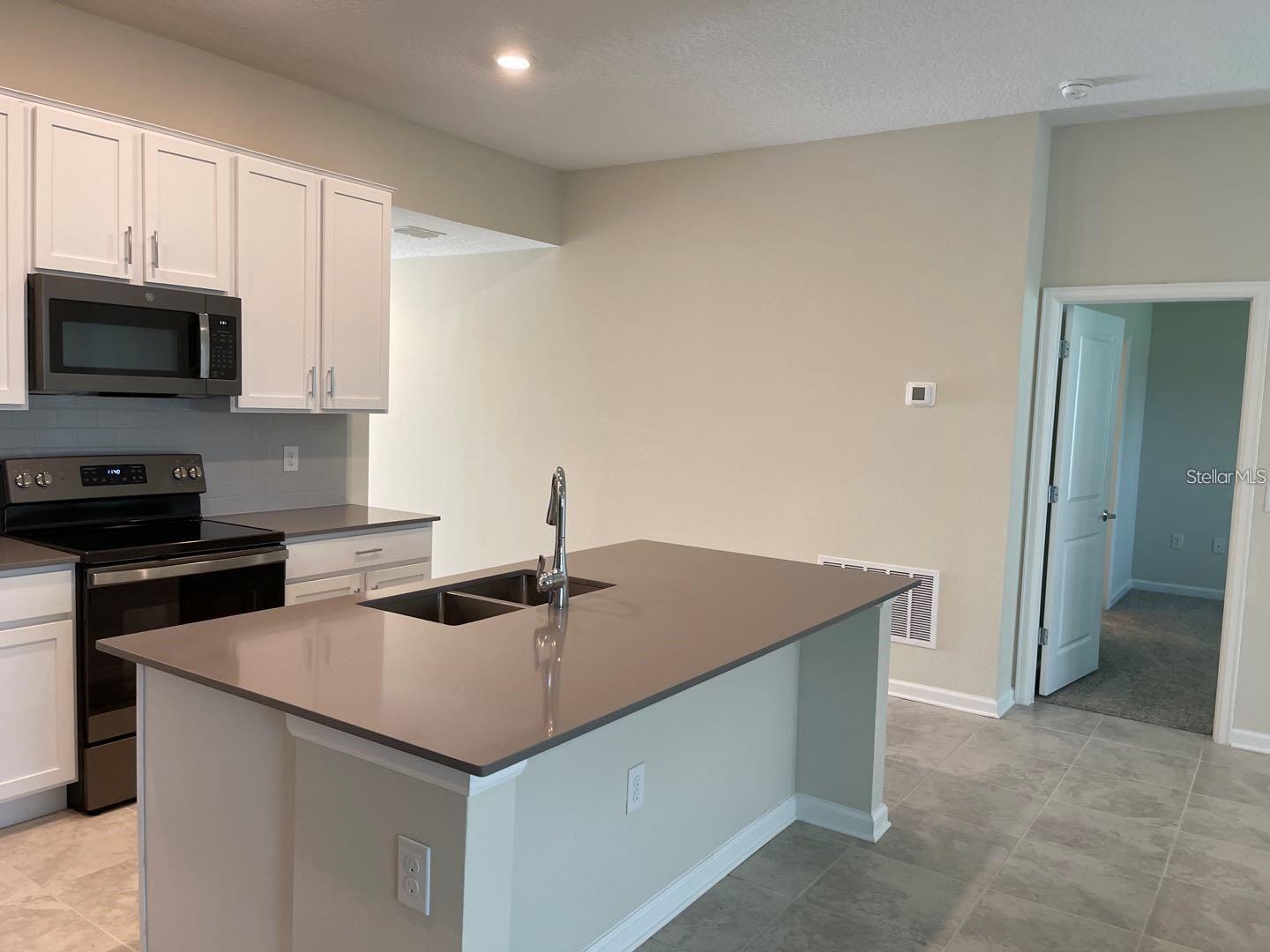 STOREY CREEK PH 1 - Residential