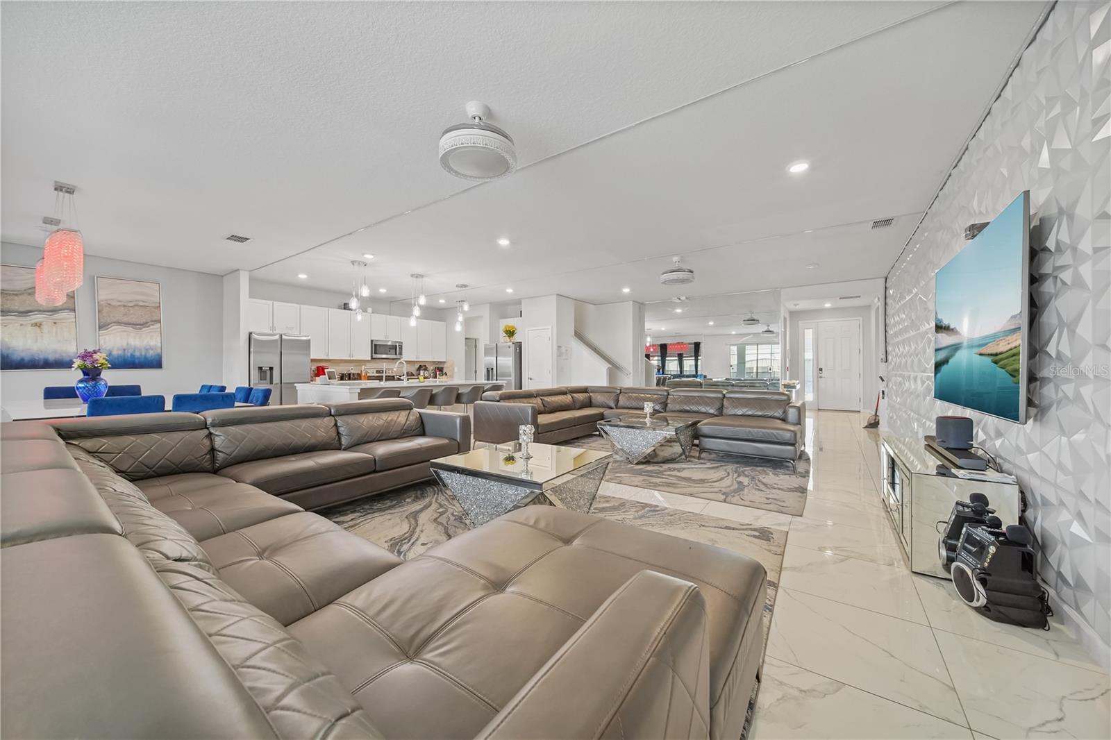 VERANDA PALMS PH 2B2-2C - Residential