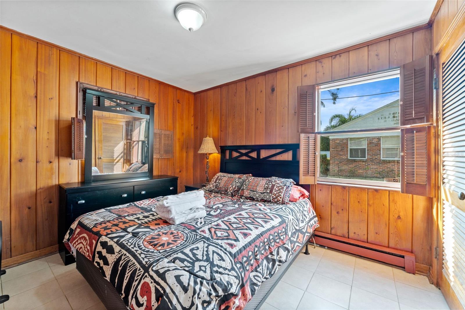 DAVIS ISLANDS - Residential