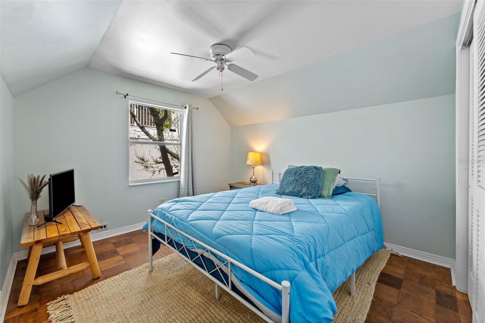 DAVIS ISLANDS - Residential