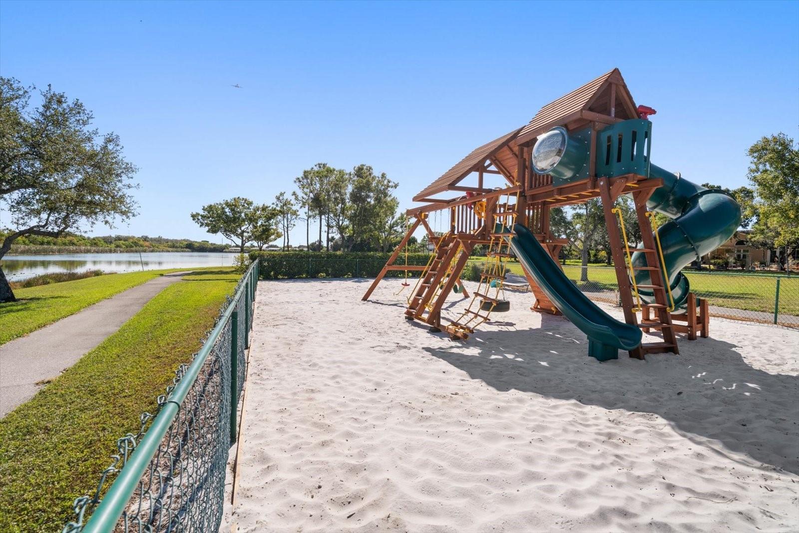 LAKES UNIT 2 PHASE 2, THE - Residential