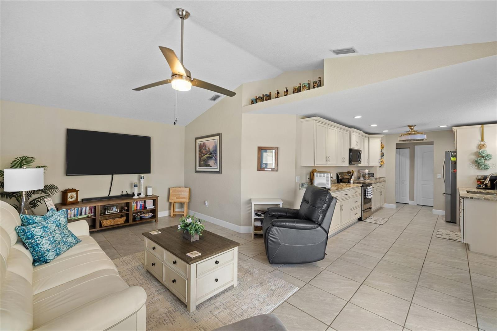 PUNTA GORDA ISLES SEC 20 - Residential