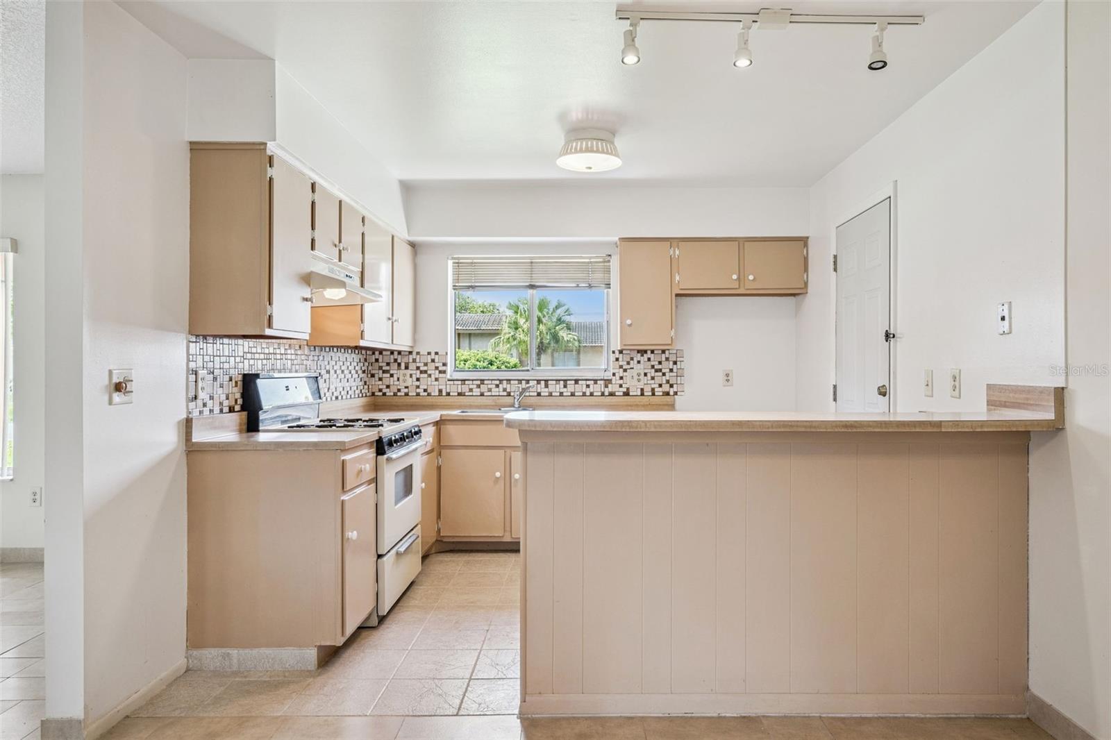 MONTPELIER VILLAGE PH 02 - Residential