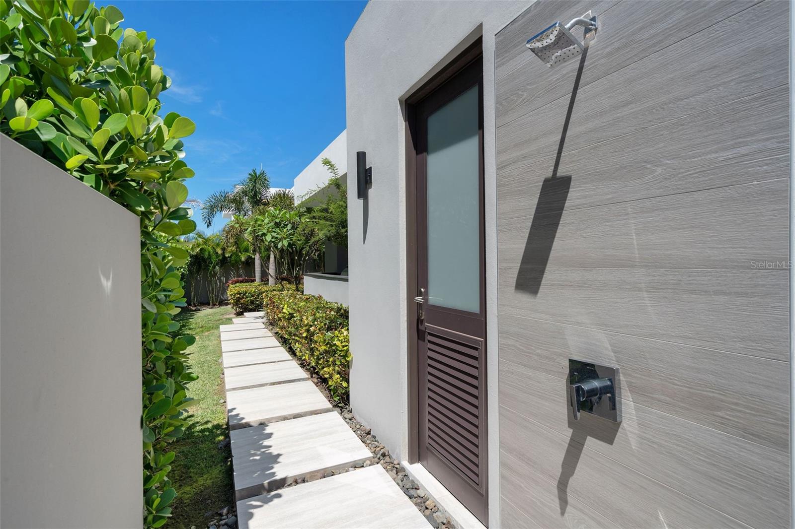 THE ISLES - Residential
