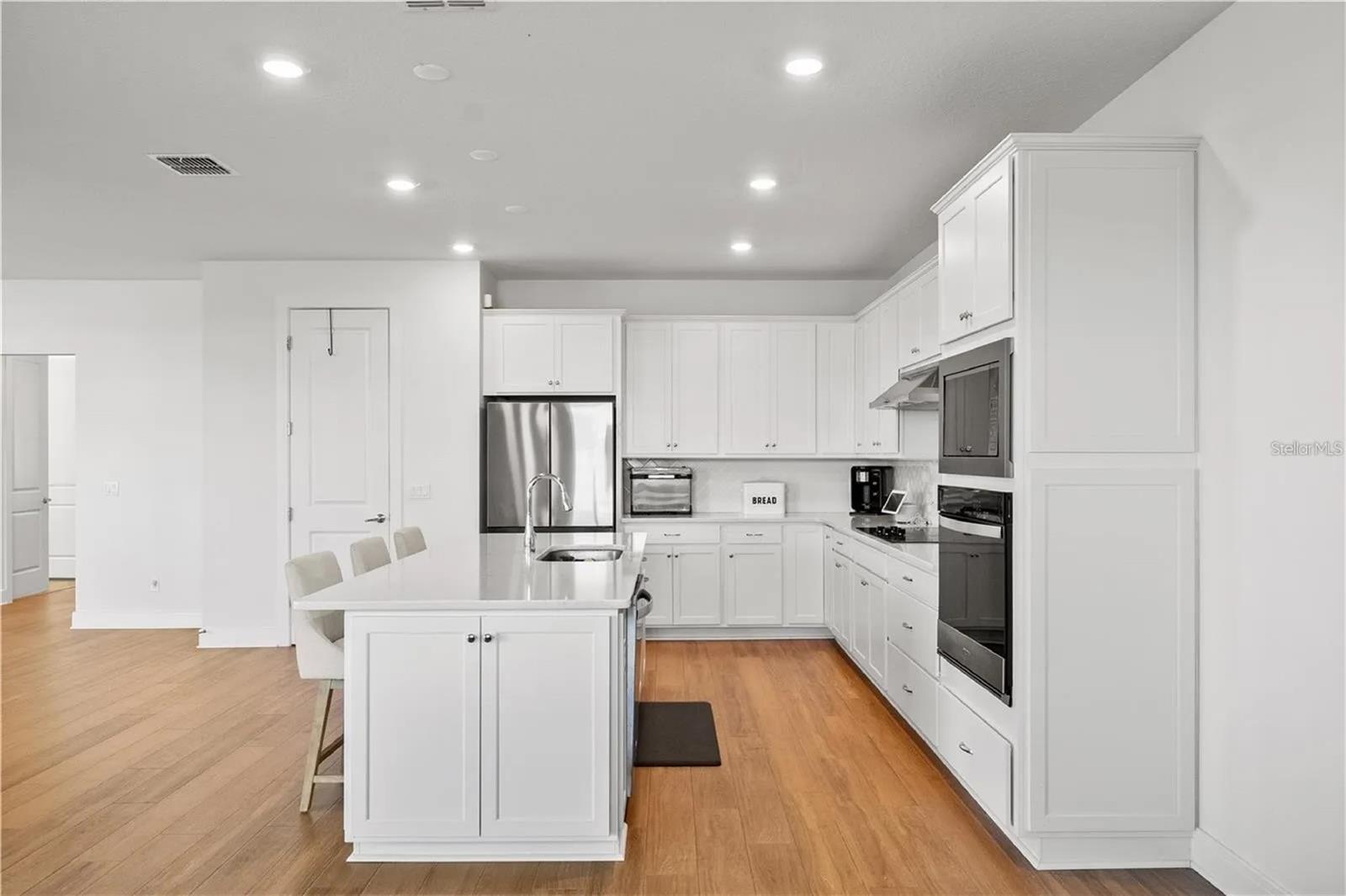 AMELIA GROVES PH 1 - Residential