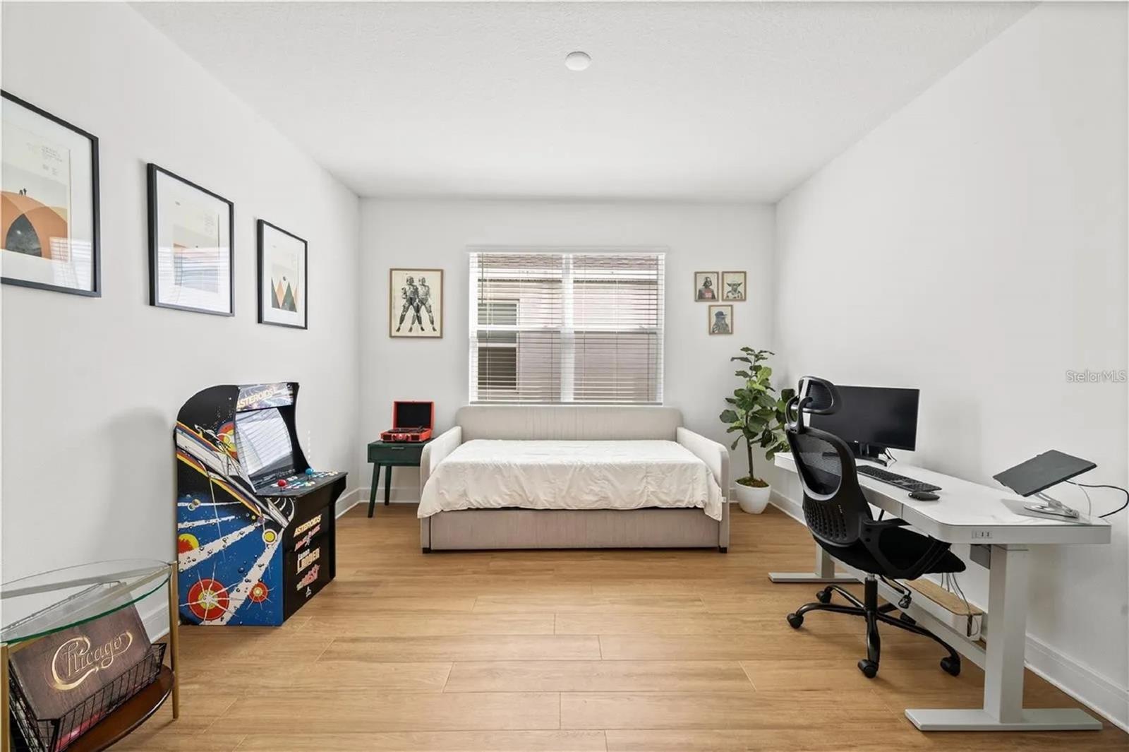 AMELIA GROVES PH 1 - Residential