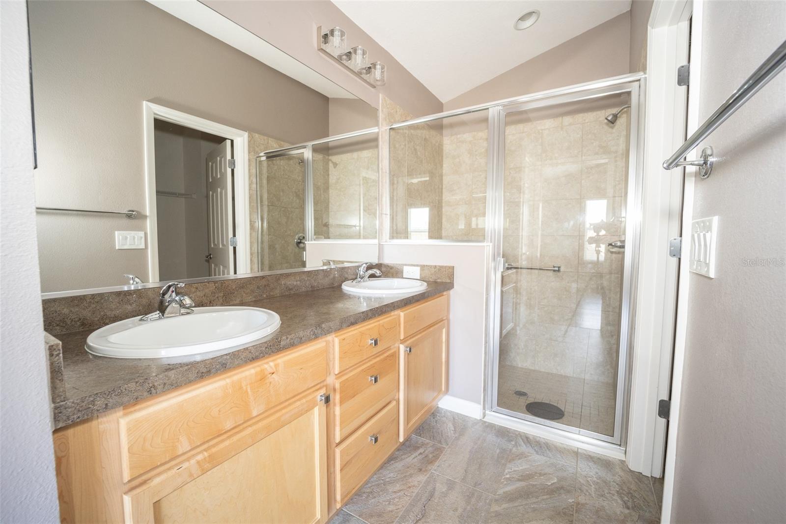 VILLAGES OF SUMTER PINELAND VILLAS - Residential Lease