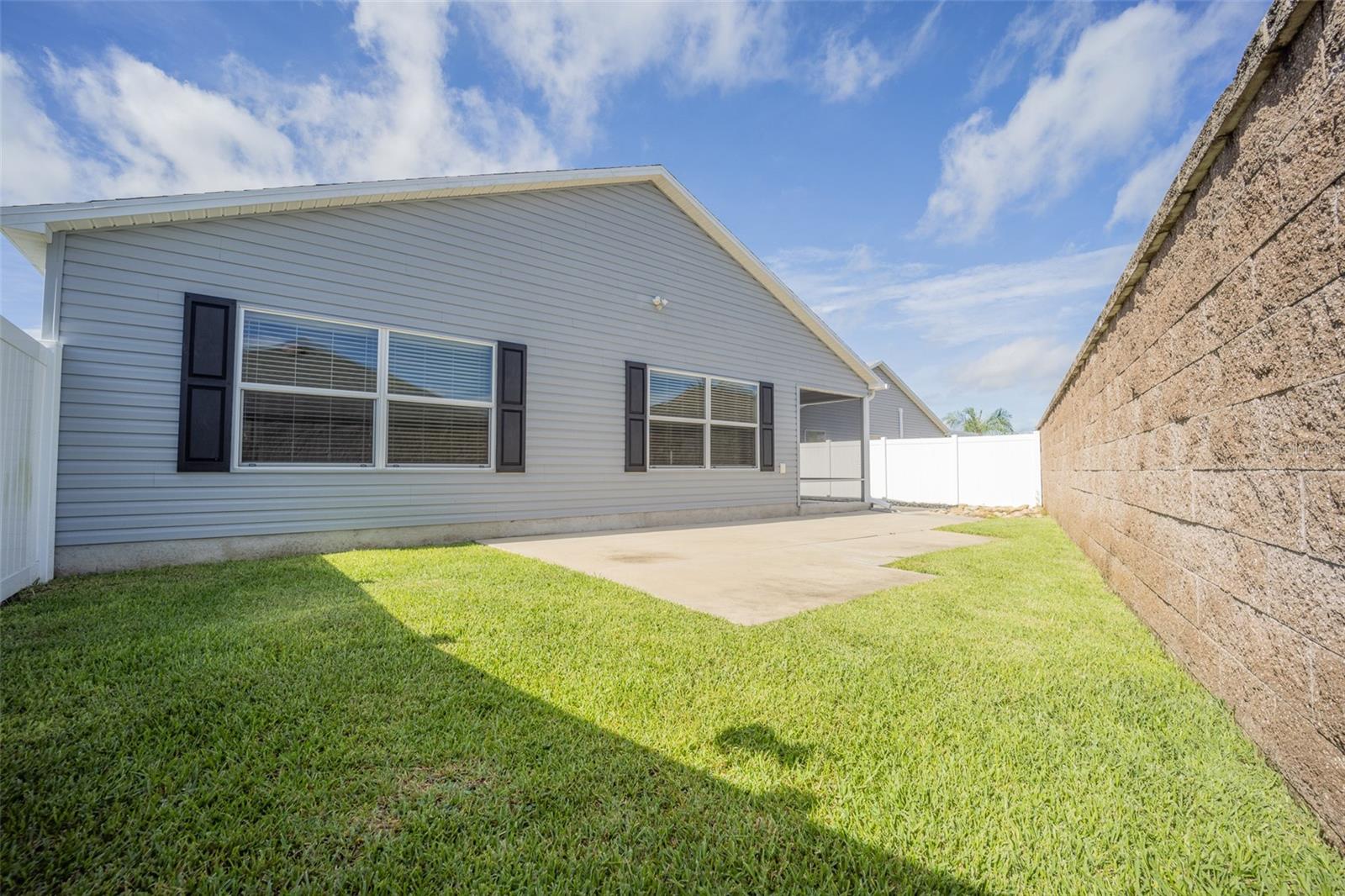 VILLAGES OF SUMTER PINELAND VILLAS - Residential Lease